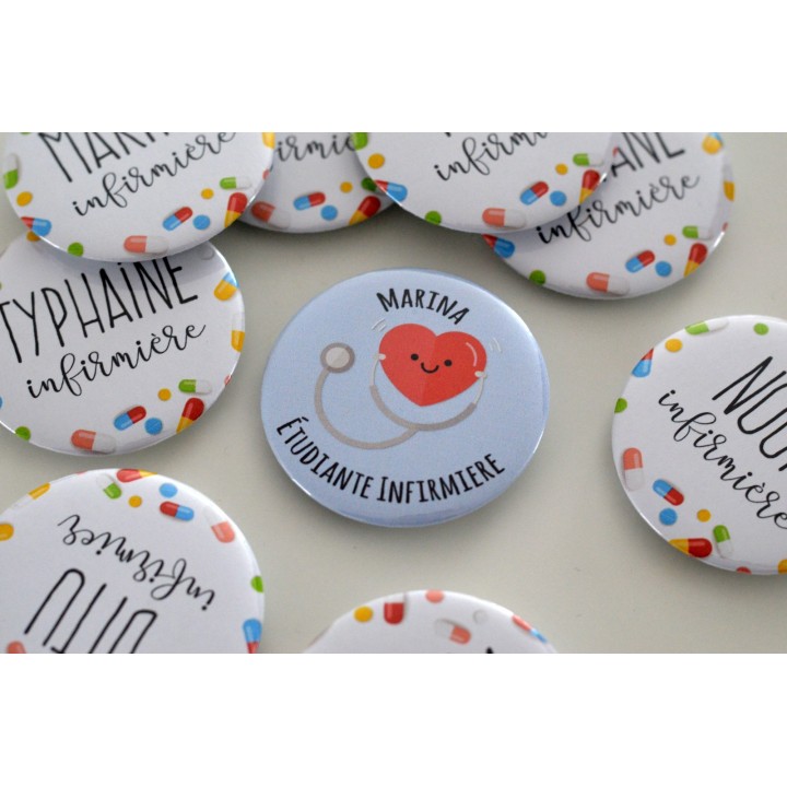 Badge Infirmière "Coeur" avec prénom personnalisable