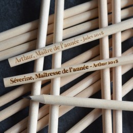 Crayon personnalisé - Maitre et Maitresse de l'année