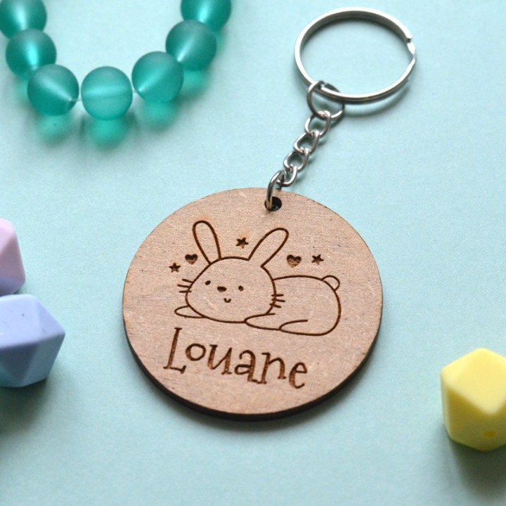 Porte-clé Lapin avec prénom en bois