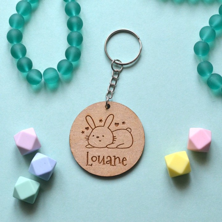 Porte-clé Lapin avec prénom en bois