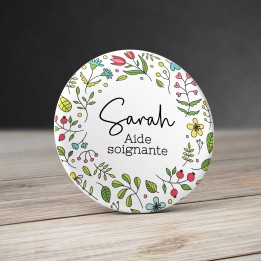 Badge personnalisé Couronne de fleurs avec prénom