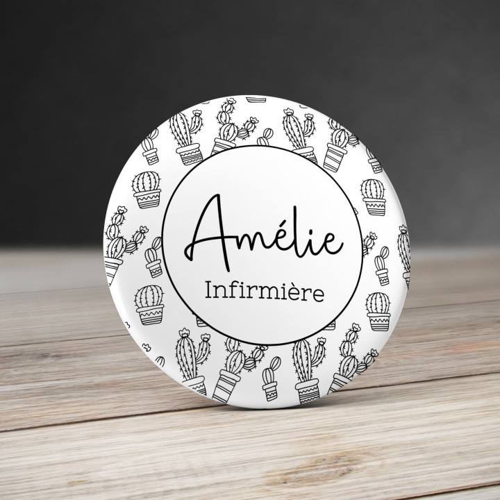 Badge personnalisé Couronne de fleurs avec prénom
