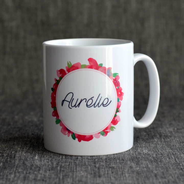 Mug à fleurs Personnalisable avec prénom - façon aquarelle