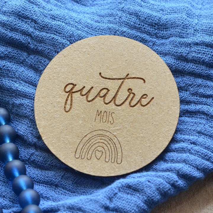 Cartes étape Arc en ciel en bois - Bébé et Grossesse