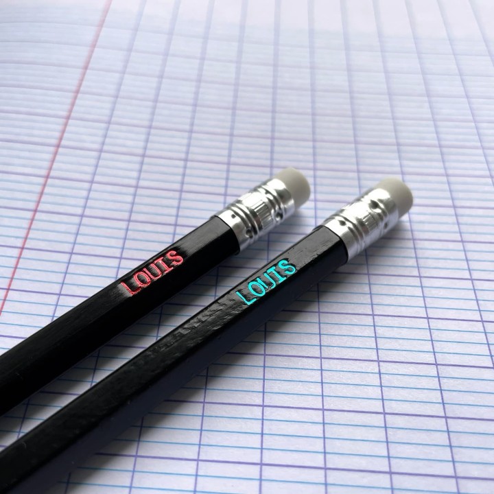 Crayon personnalisé avec le prénom de votre choix