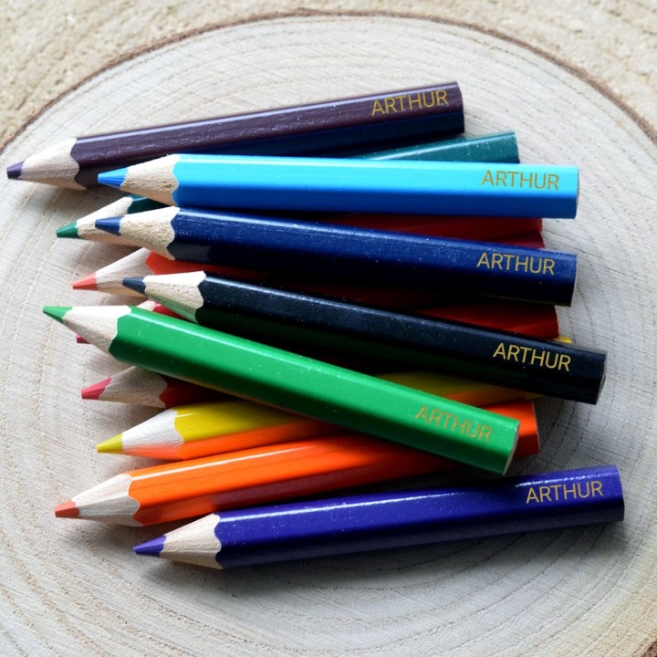 Lot de 12 crayons de couleur personnalisés Dorure à Chaud. Crayons personnalisés Rentrée scolaire