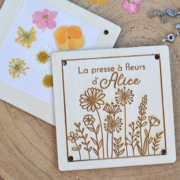 Presse à fleurs en bois personnalisée. Presse pour herbier personnalisable.