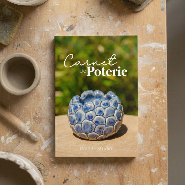 Carnet de Poterie à compléter - Journal de bord pour céramistes | 55 fiches projets - Bleu