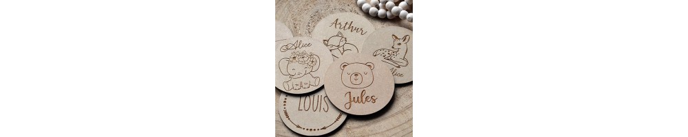 Carte prénom bébé en bois. Décoration Chambre bébé personnalisée